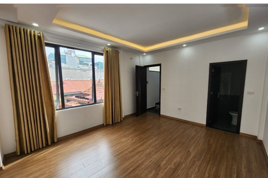 ccmn-8-tang-tan-trieu.jpg