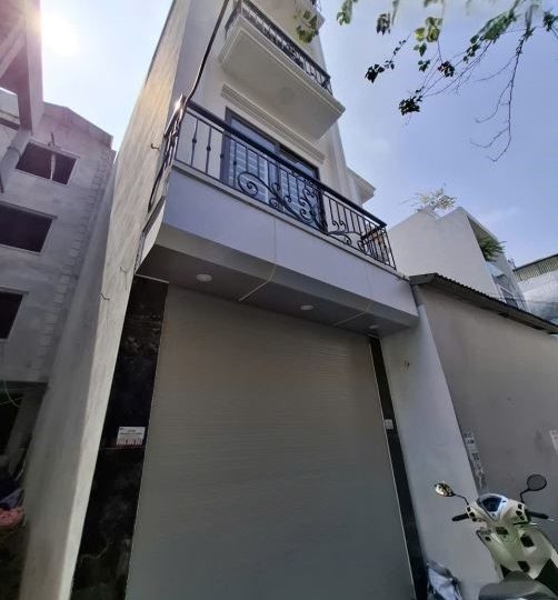 Bán Nhà Ngọc Hồi Thanh Trì – 40m² – 4 Tầng – Ô Tô Đỗ Cửa – 6,25 Tỷ