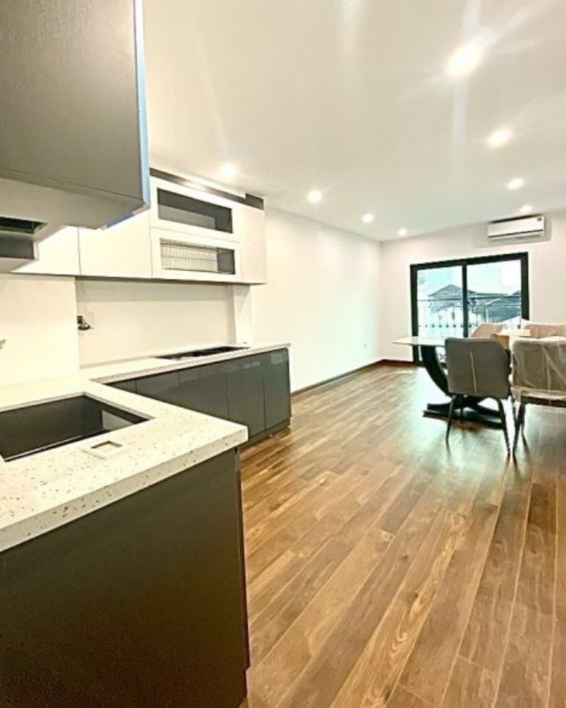 Nhà Kim Giang ô tô đỗ  36m² 7 tầng thang máy, giá 7,75 tỷ