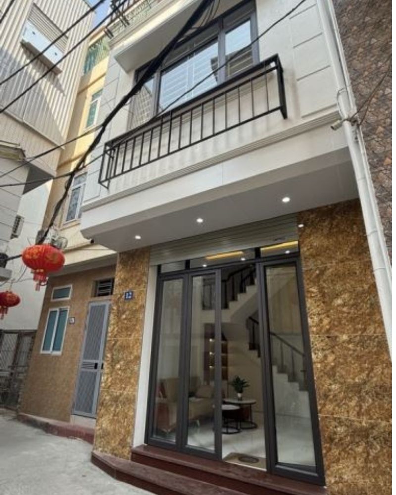 Bán nhà Ngõ Ngọc Hồi – Văn Điển, 40m² x 4 tầng, ô tô đỗ cửa