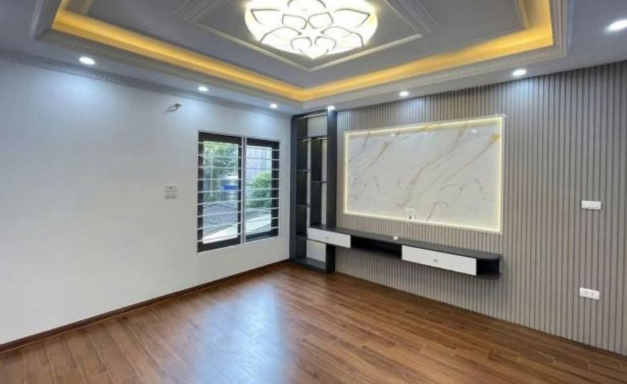 Bán nhà Ngũ Hiệp lô góc 50m² – Ngõ thông – Ô tô tránh – Kinh doanh