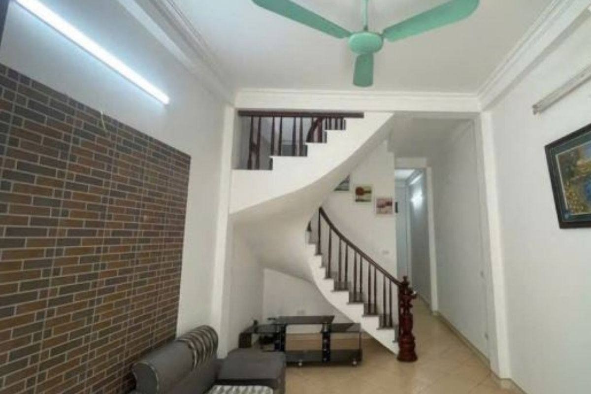 Bán nhà 3 tầng Nội Am Liên Ninh 38m², ô tô gần, giá 4.65 tỷ