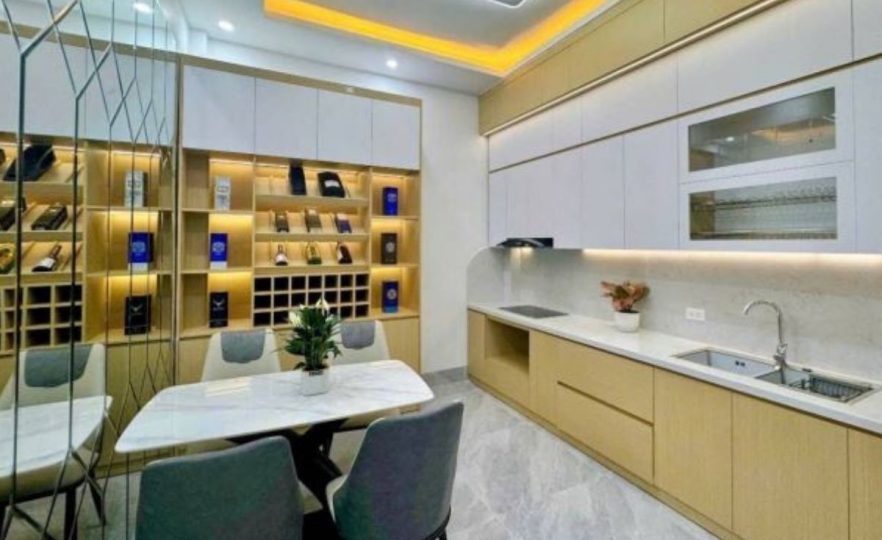 Bán nhà phân lô Kim Giang – 5 tầng mới – Gần công viên Chu Văn An