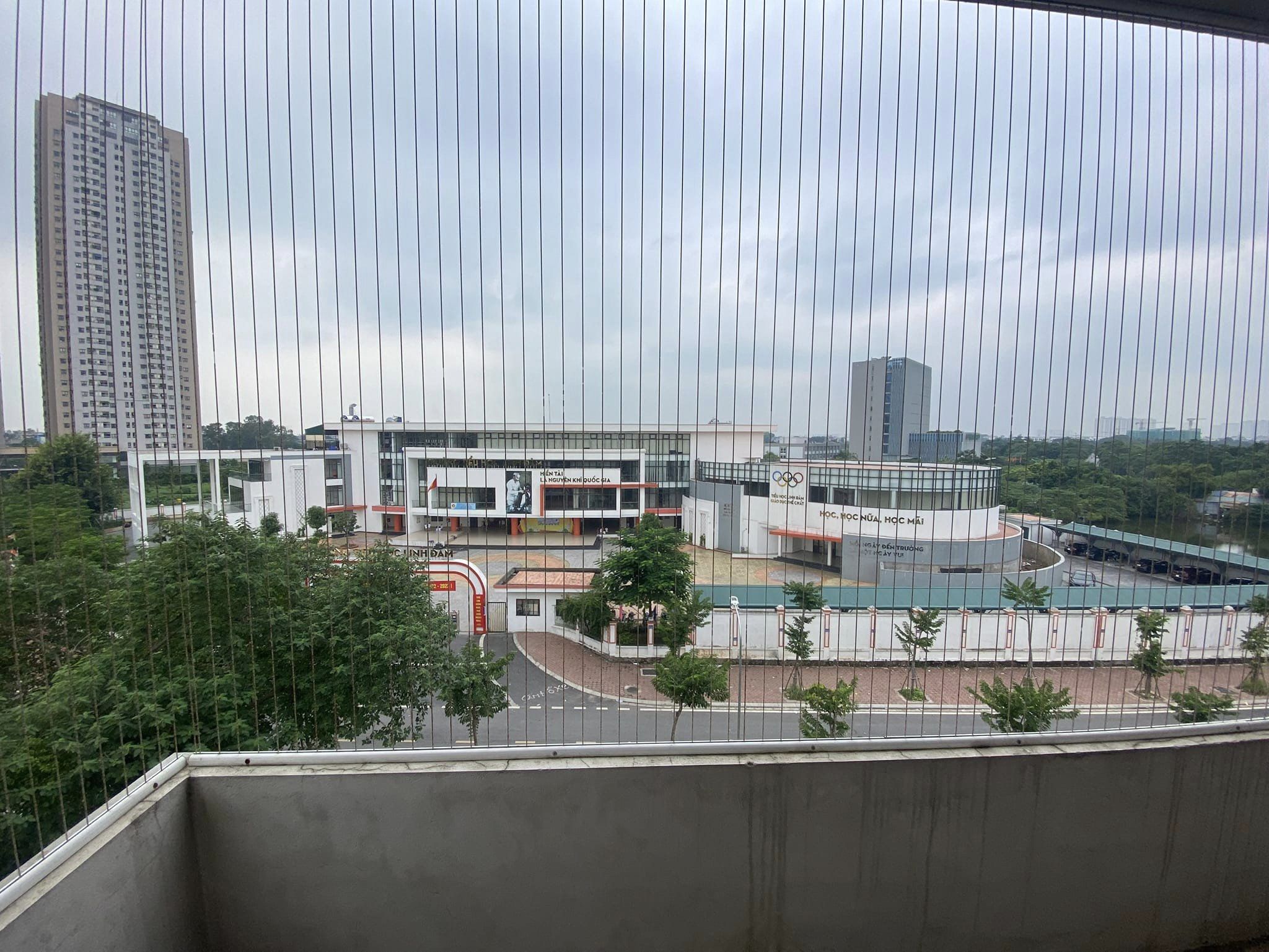 Bán nhà đẹp gần Linh Đàm – 5 tầng – 100m2  – Giá chỉ 8 tỷ