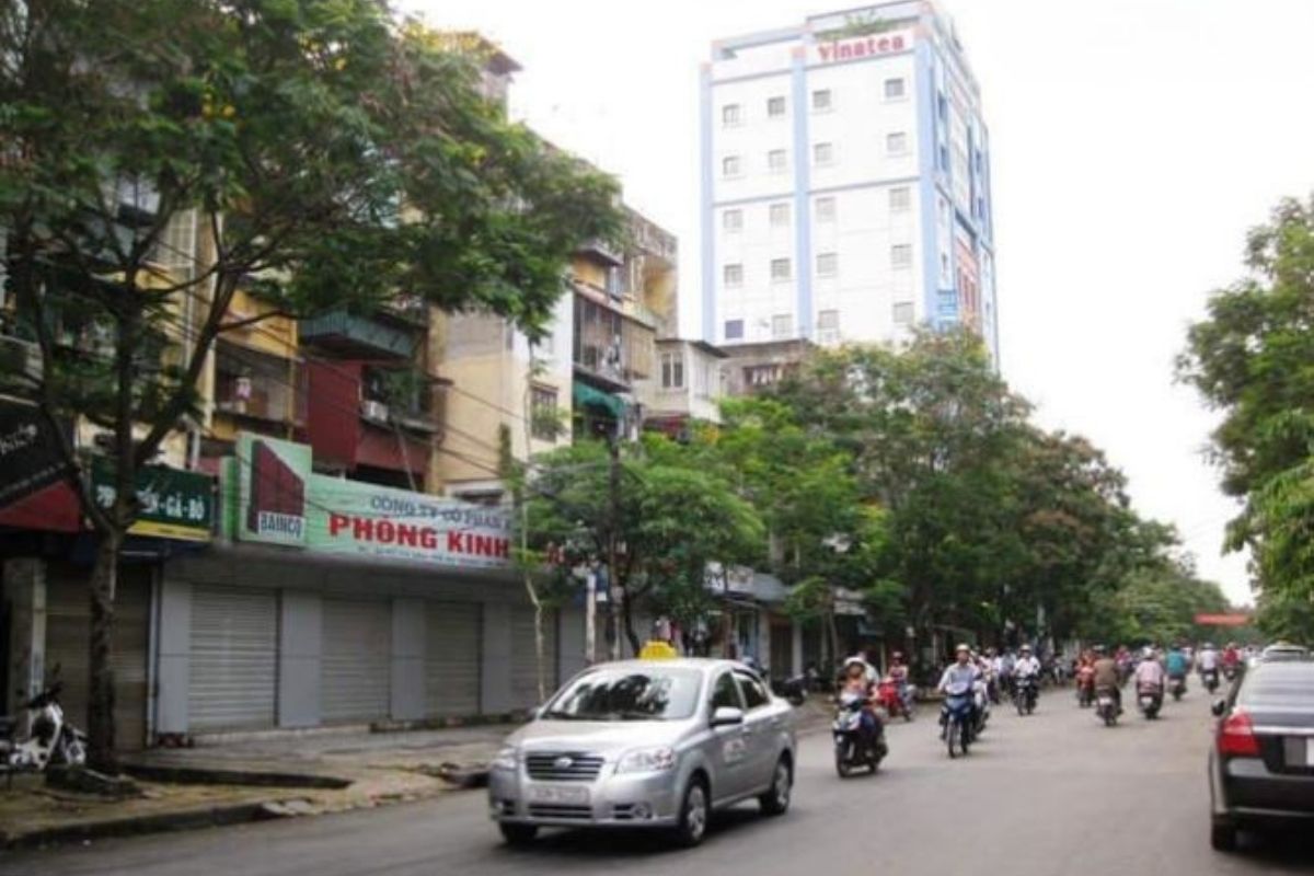 Bán Tòa Nhà Mặt Phố Ngọc Hồi – 160m² – 7 Tầng Thang Máy – Vỉa Hè 30m – Giá 44 Tỷ