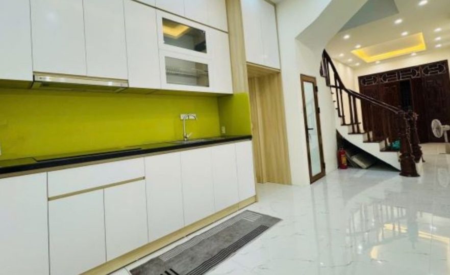 Bán nhà Kim Giang 47m² 5 tầng, MT 3.5m, gần ô tô, giá 7.6 tỷ