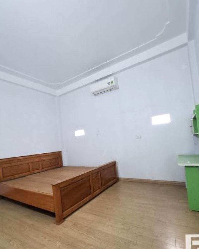 Bán nhà Thọ Am 45m², 3 tầng, gần ô tô, giá 5.4 tỷ, sổ đỏ riêng.