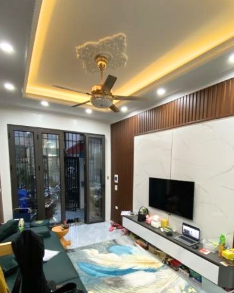 Bán nhà Tứ Hiệp 50m², giá 5.3 tỷ – Nhà đẹp 4.5 tầng ở ngay, hai mặt thoáng