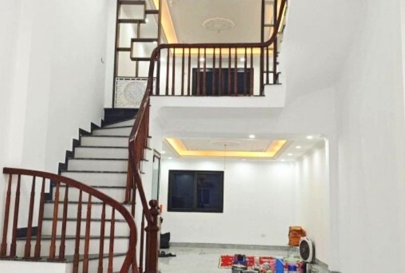 Bán nhà Đông Mỹ 55m², 5 tầng, MT 4.5m, ô tô đỗ cửa, giá 7 tỷ