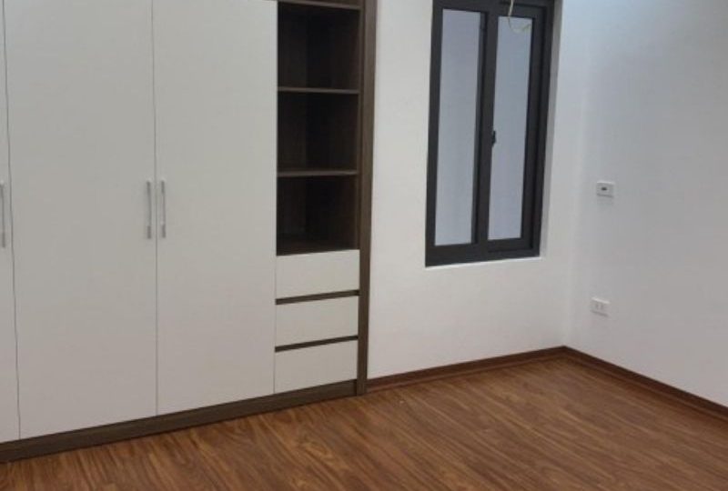 Bán nhà Ngũ Hiệp 45m², 4 tầng, lô góc, ngõ thông ô tô đỗ cổng, 6.5 tỷ