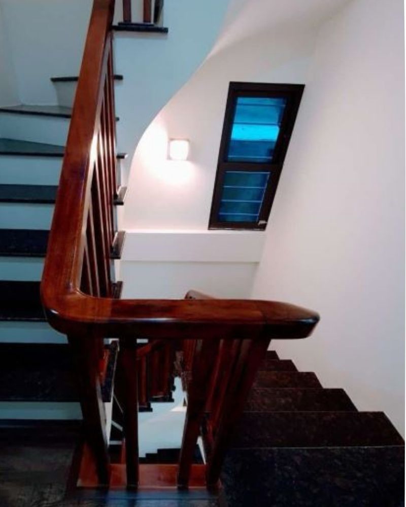 Nhà Vĩnh Ninh 40m², 4 tầng kiên cố, 4PN, gần ô tô giá 5,85 tỷ