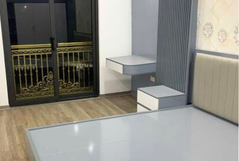 Bán nhà Tứ Hiệp 42m² MT 3.1m 10 tỷ thang máy ô tô KD